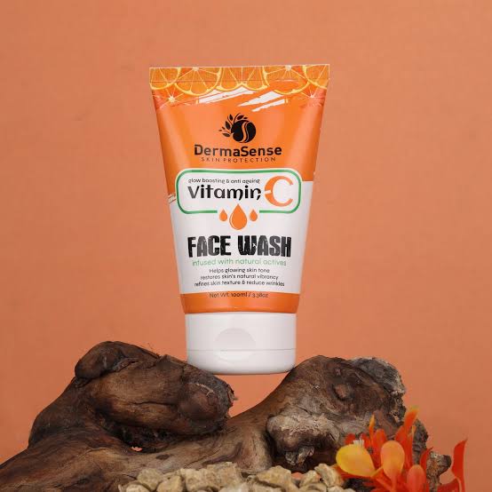 DermaSense Vit C Face Wash 100ml