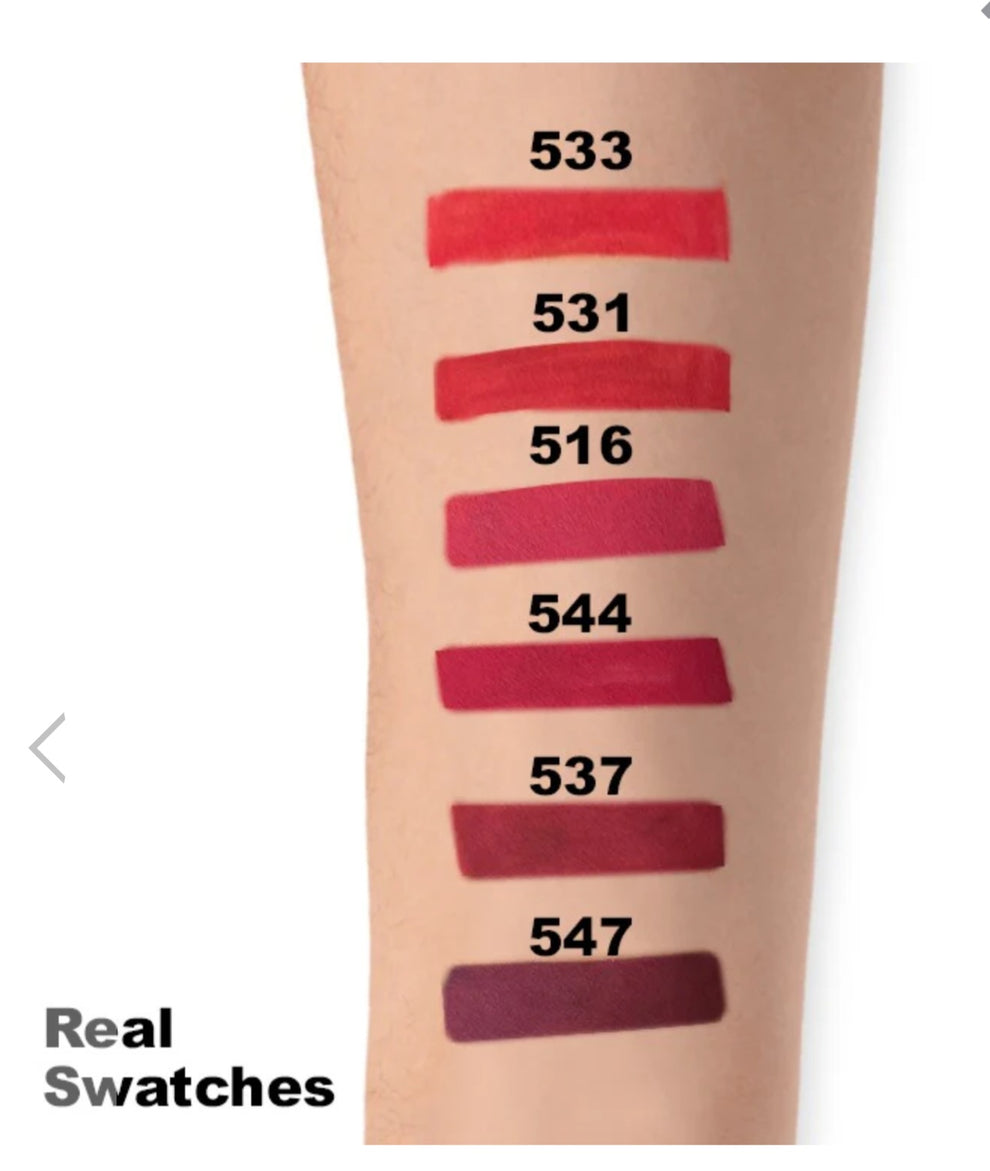 Clazona matte lip Gloss vit E,A & C 24hours
